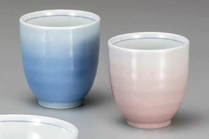 구타니야키 부부 한 세트 · 유약 채색 · 4점 · 지름 10.9cm 다른 각도 5