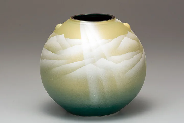 구타니야키 7호 화병 · 햇살 연산 · 지름 21.5cm 정면